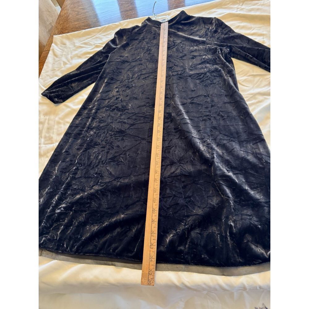 M - Simply Vera by Vera Wang Black Crushed Velvet Dress Modern High Neck Dress - Picture 8 of 11